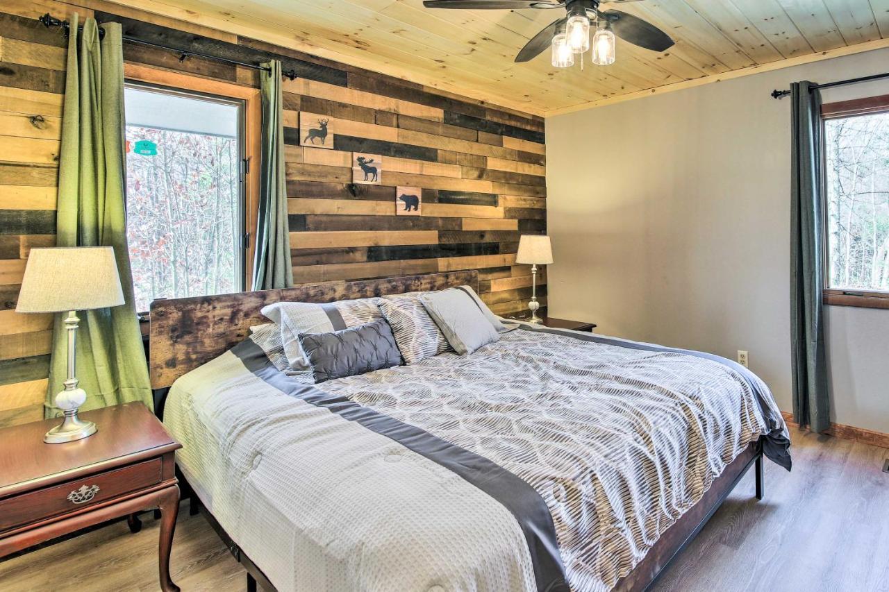 Gatlinburg Mountain Cabin With Hot Tub, Deck And Games ภายนอก รูปภาพ