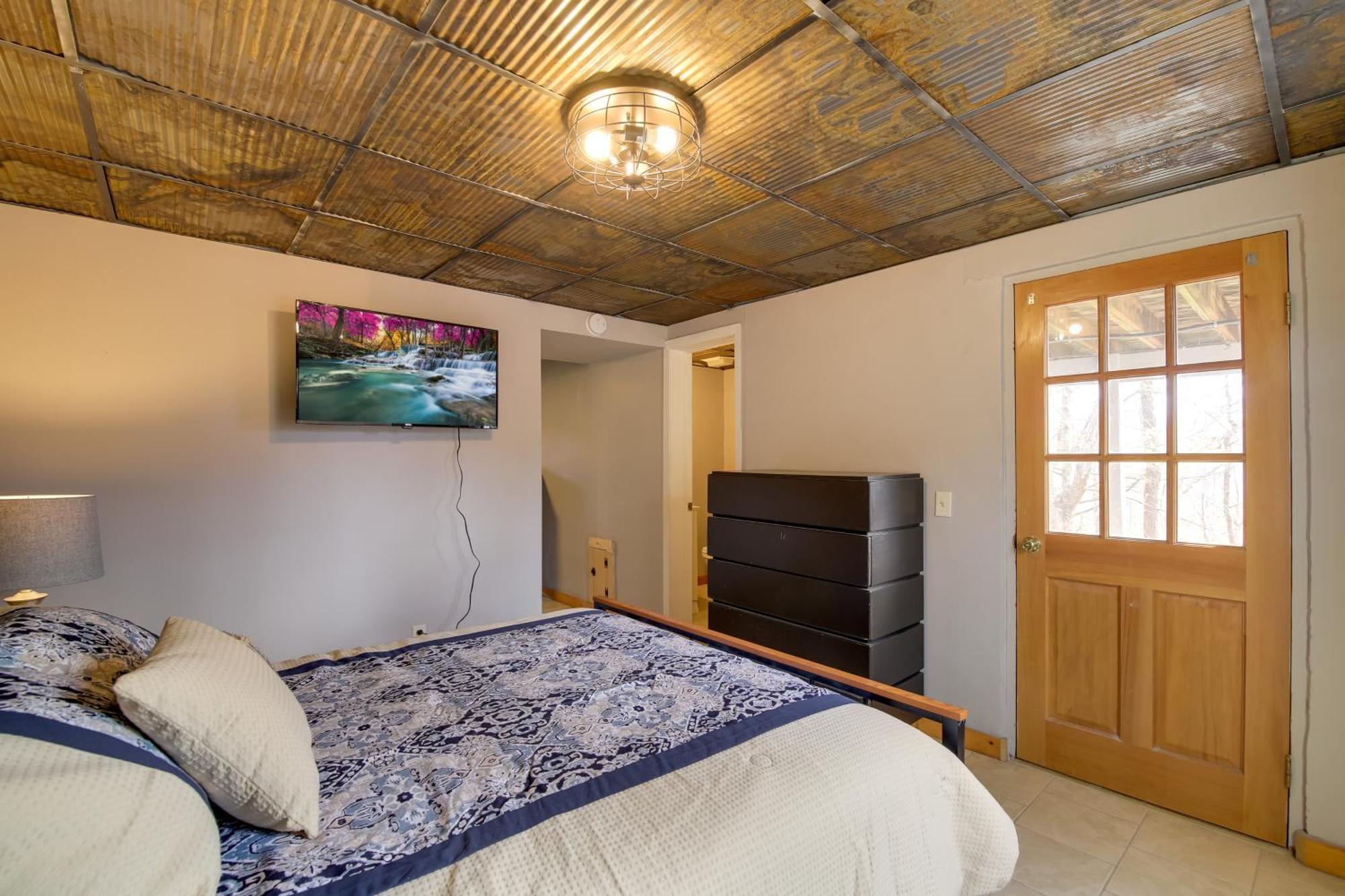 Gatlinburg Mountain Cabin With Hot Tub, Deck And Games ภายนอก รูปภาพ