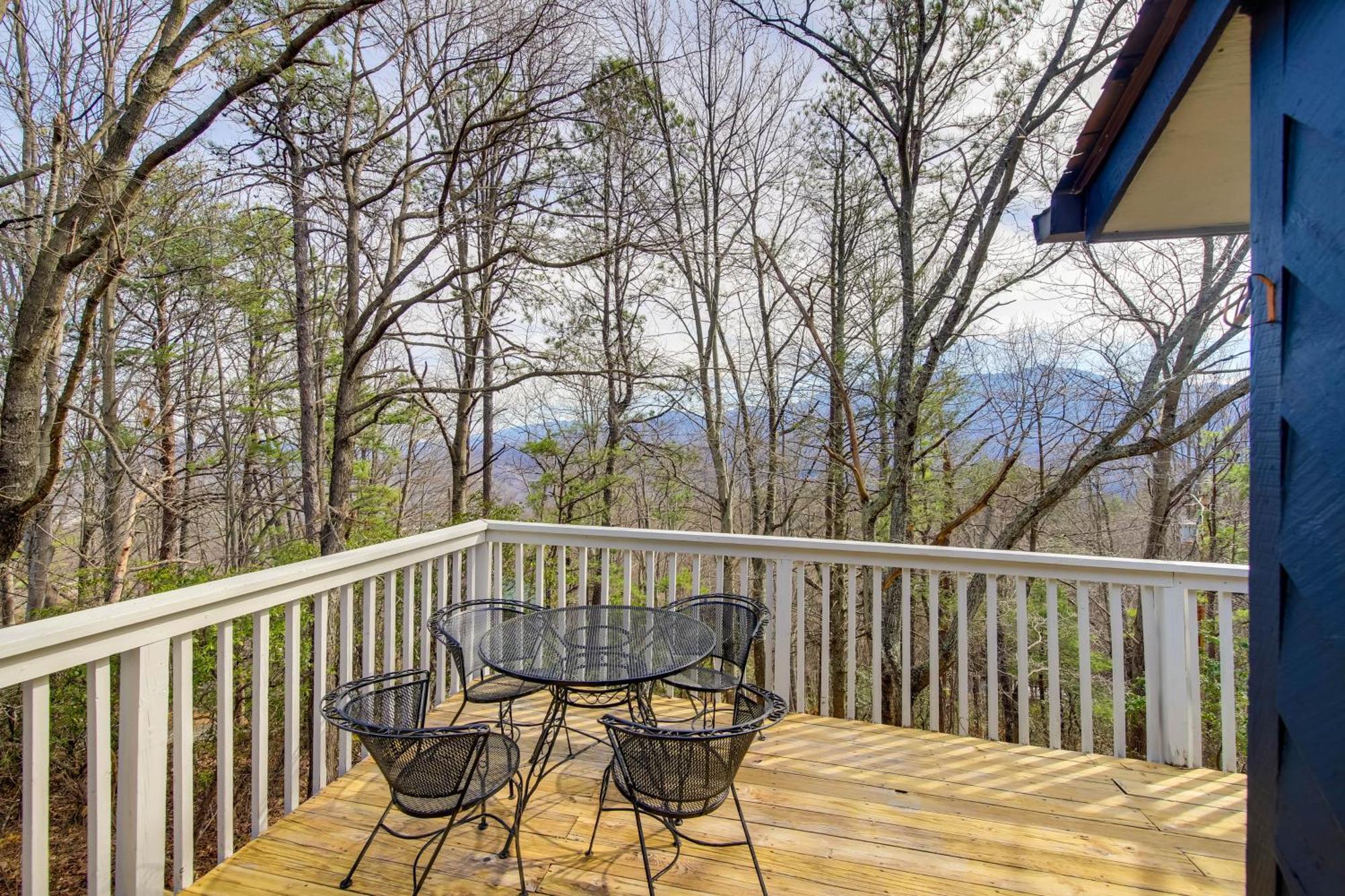 Gatlinburg Mountain Cabin With Hot Tub, Deck And Games ภายนอก รูปภาพ