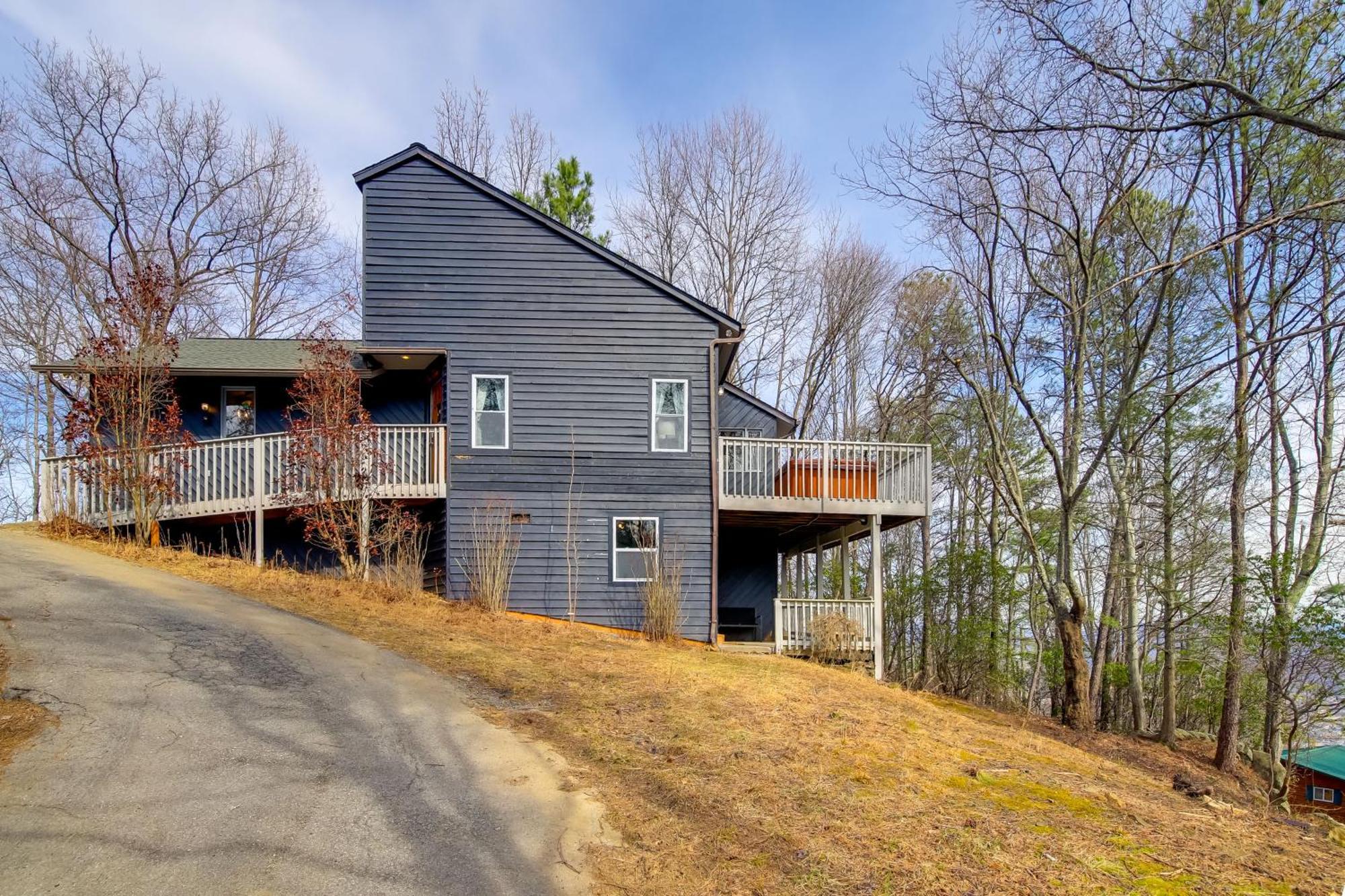 Gatlinburg Mountain Cabin With Hot Tub, Deck And Games ภายนอก รูปภาพ